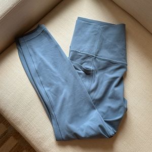 ATHLETA | SALUTATION STASH 7/8 TIGHT with pocket